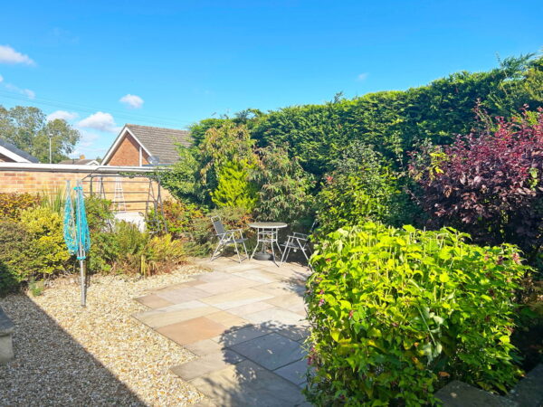 Elm Crescent, Burgh Le Marsh, Skegness, Lincolnshire, PE24 5EG