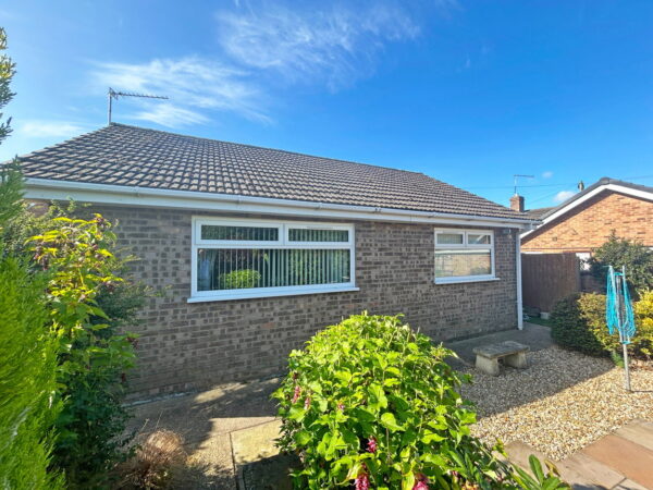 Elm Crescent, Burgh Le Marsh, Skegness, Lincolnshire, PE24 5EG