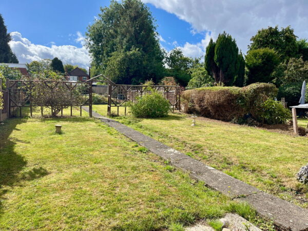 Wintersdale Road, Leicester, LE5 2GJ