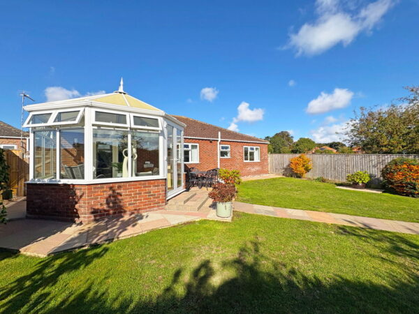 6 The Paddocks, Burgh Le Marsh, Lincolnshire, PE24 5DS