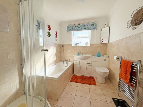 6 The Paddocks, Burgh Le Marsh, Lincolnshire, PE24 5DS