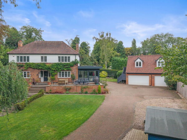 Lambley Lane, Burton Joyce, Nottingham, NG14 5BL