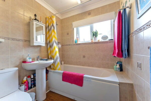 Keswick Drive, Rushden, NN10 0JJ