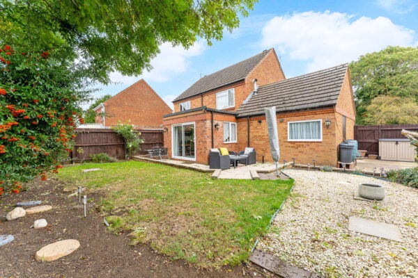 Keswick Drive, Rushden, NN10 0JJ