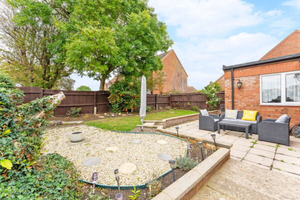Keswick Drive, Rushden, NN10 0JJ
