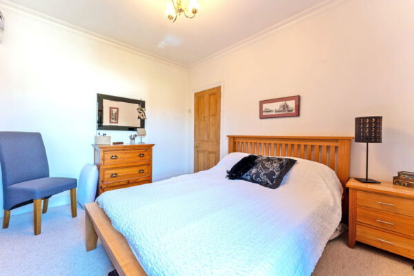 Campbell Road, Bedford, Bedfordshire, MK40 3DD