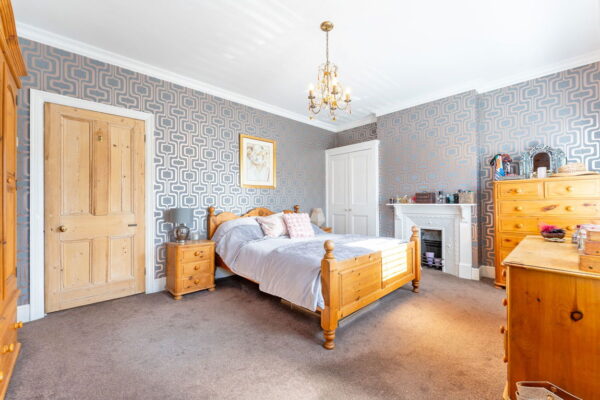 Campbell Road, Bedford, Bedfordshire, MK40 3DD