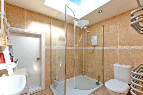 Campbell Road, Bedford, Bedfordshire, MK40 3DD