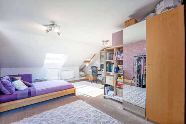 Campbell Road, Bedford, Bedfordshire, MK40 3DD