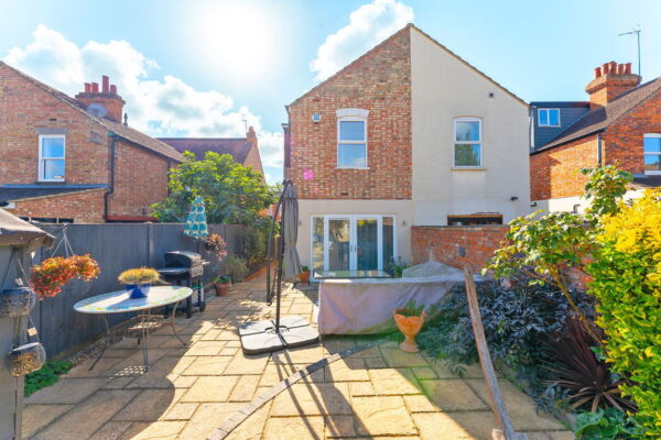 Campbell Road, Bedford, Bedfordshire, MK40 3DD