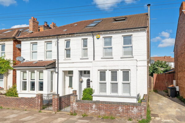 Campbell Road, Bedford, Bedfordshire, MK40 3DD