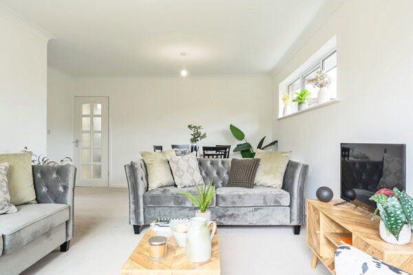 Glebe Road Queniborough Leicestershire LE7 3FH