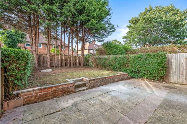 Shepton Crescent, Nottingham, Nottinghamshire, NG8 5QP
