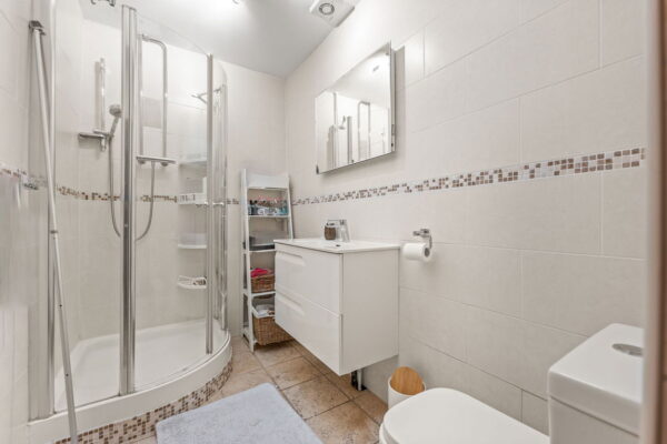 Lambley Lane, Burton Joyce, Nottingham, NG14 5BL