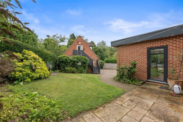 Lambley Lane, Burton Joyce, Nottingham, NG14 5BL