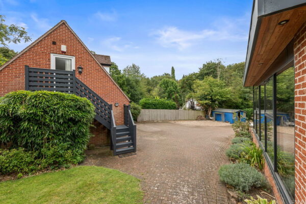 Lambley Lane, Burton Joyce, Nottingham, NG14 5BL