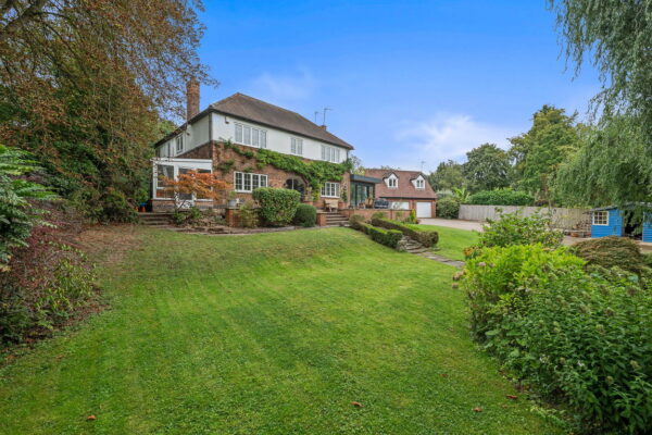 Lambley Lane, Burton Joyce, Nottingham, NG14 5BL