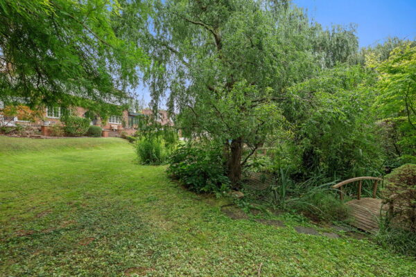Lambley Lane, Burton Joyce, Nottingham, NG14 5BL