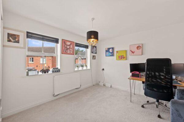 Mardling Avenue, Nottingham, NG5 5UG