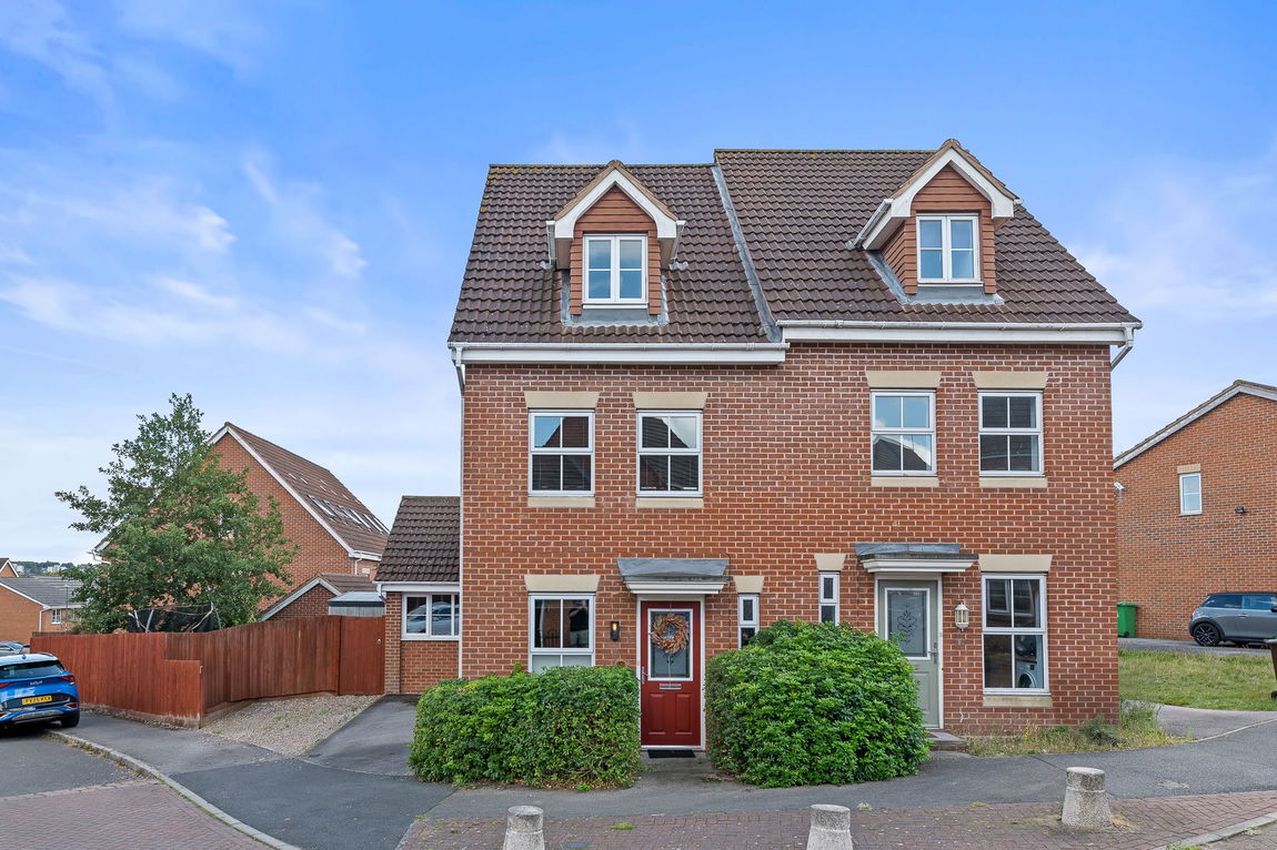 Mardling Avenue, Nottingham, NG5 5UG