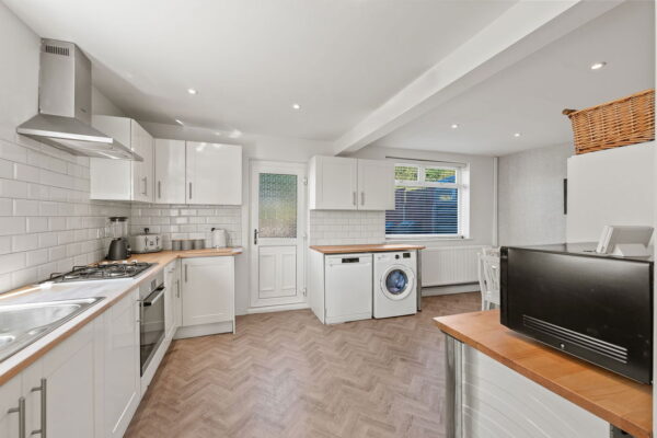 Marwood Road, Carlton, Nottingham, NG4 3PU