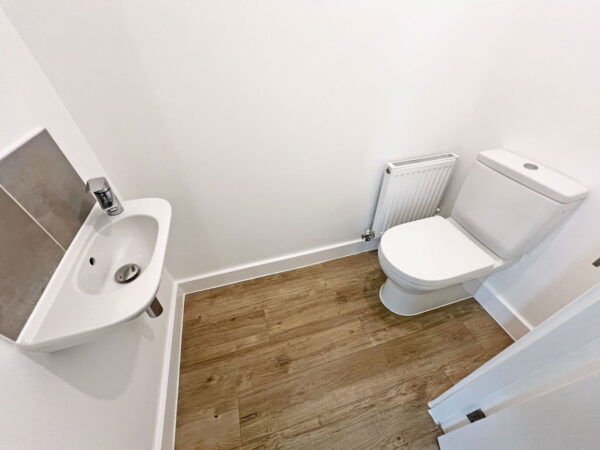 Usherwood Way, Hugglescote, LE67 2HN