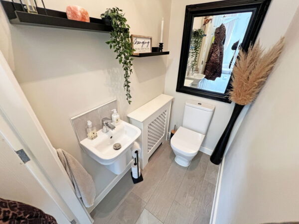 Le May Drive, Hugglescote, Leicestershire, LE67 2EF