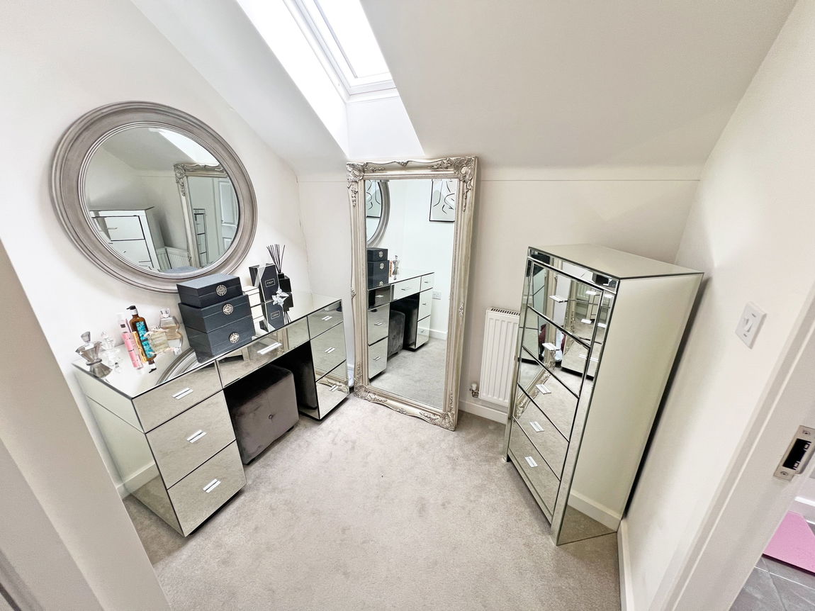 Le May Drive, Hugglescote, Leicestershire, LE67 2EF