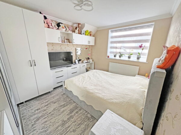 Gooding Avenue, Leicester, Leicestershire, LE3 1BQ
