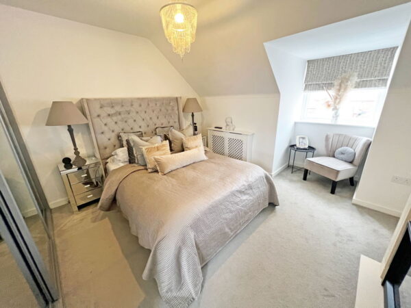 Le May Drive, Hugglescote, Leicestershire, LE67 2EF