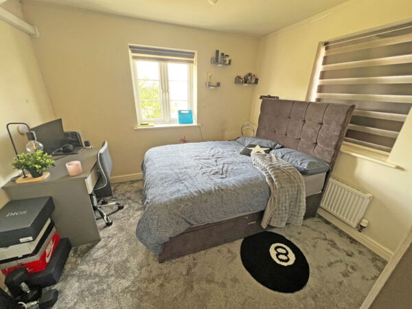 Laverton Road, Hamilton, Leicester, Leicestershire, LE5 1WG