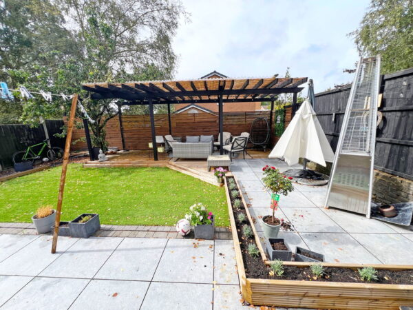 Launceston Drive, Hugglescote, Coalville, Leicestershire, LE67 2HW