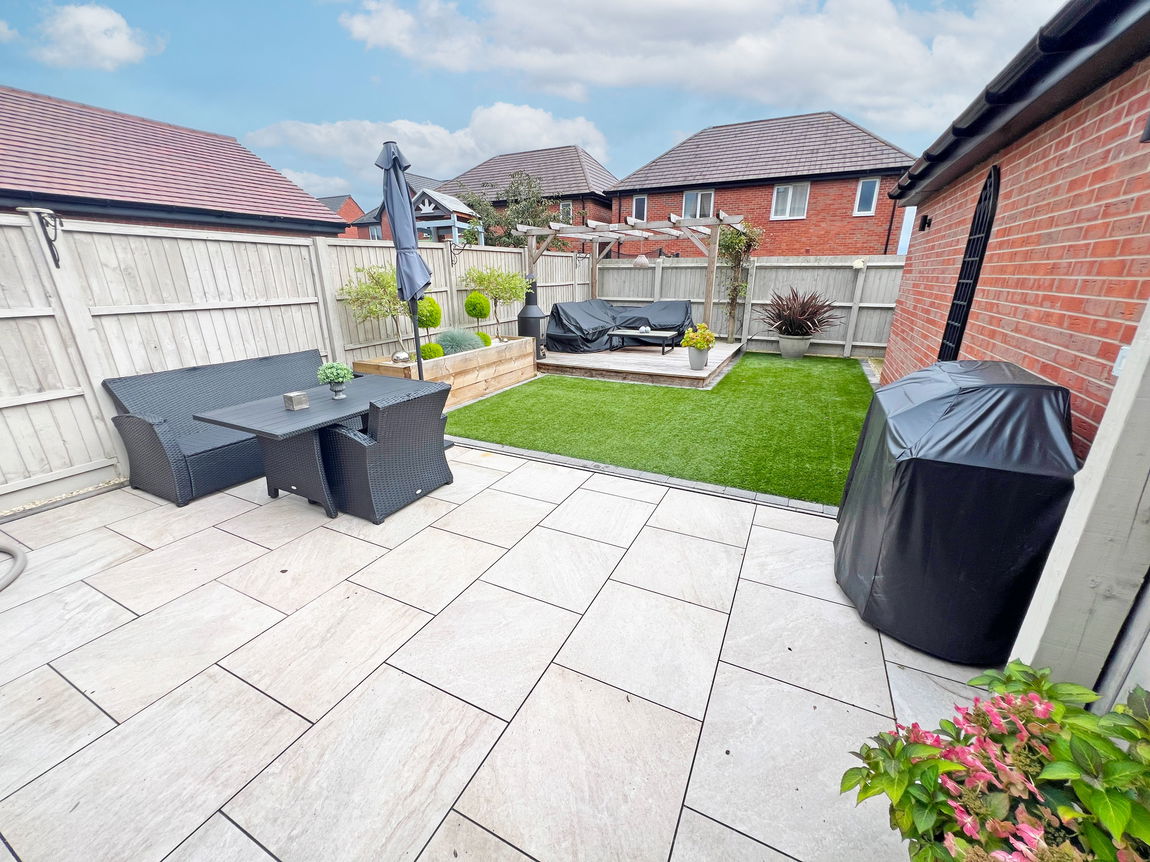 Le May Drive, Hugglescote, Leicestershire, LE67 2EF