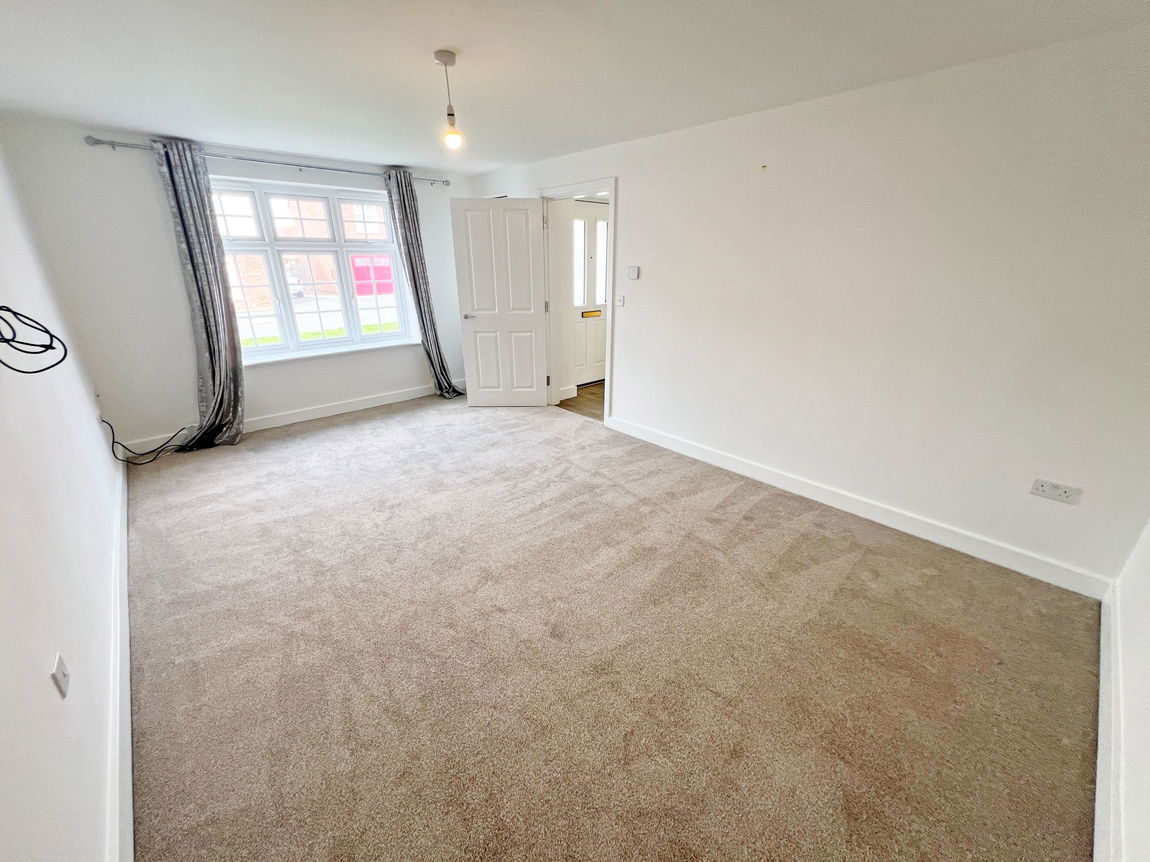 Usherwood Way, Hugglescote, LE67 2HN