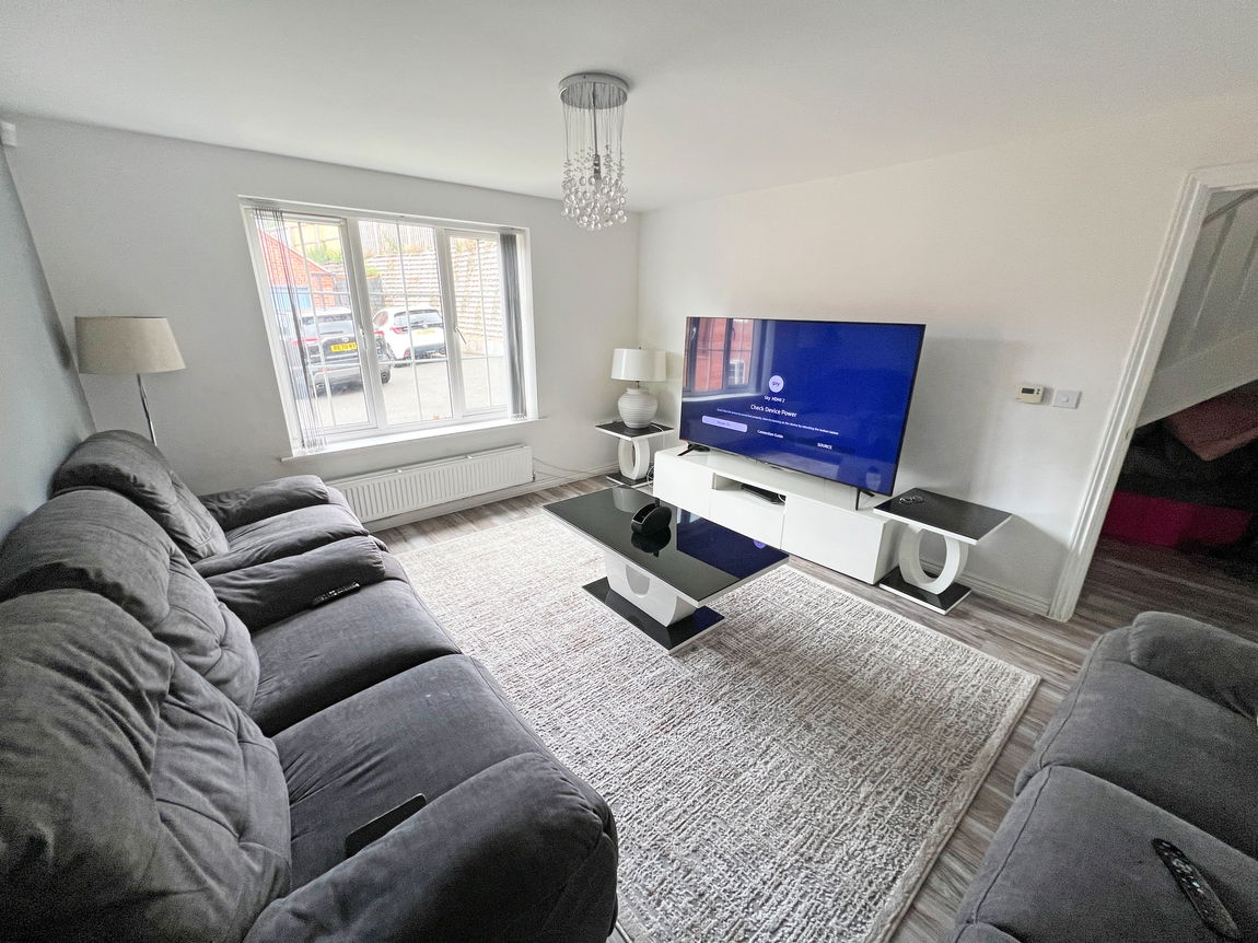 Hares Lane, Hugglescote, Leicestershire, LE67 2EB