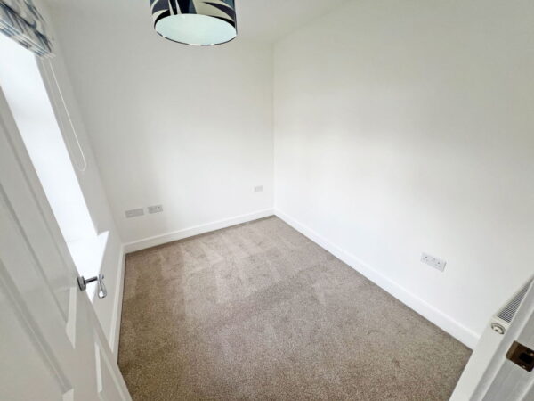 Usherwood Way, Hugglescote, LE67 2HN