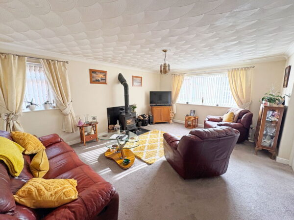 Thames Crescent, Hogsthorpe, Skegness, Lincolnshire, PE24