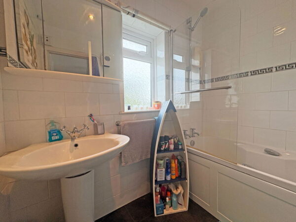 Burgh Road, Skegness, Lincolnshire, PE25 2RJ