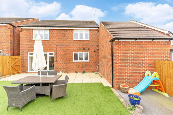 Bakers Lane, Long Buckby, Northampton, NN6 7WA