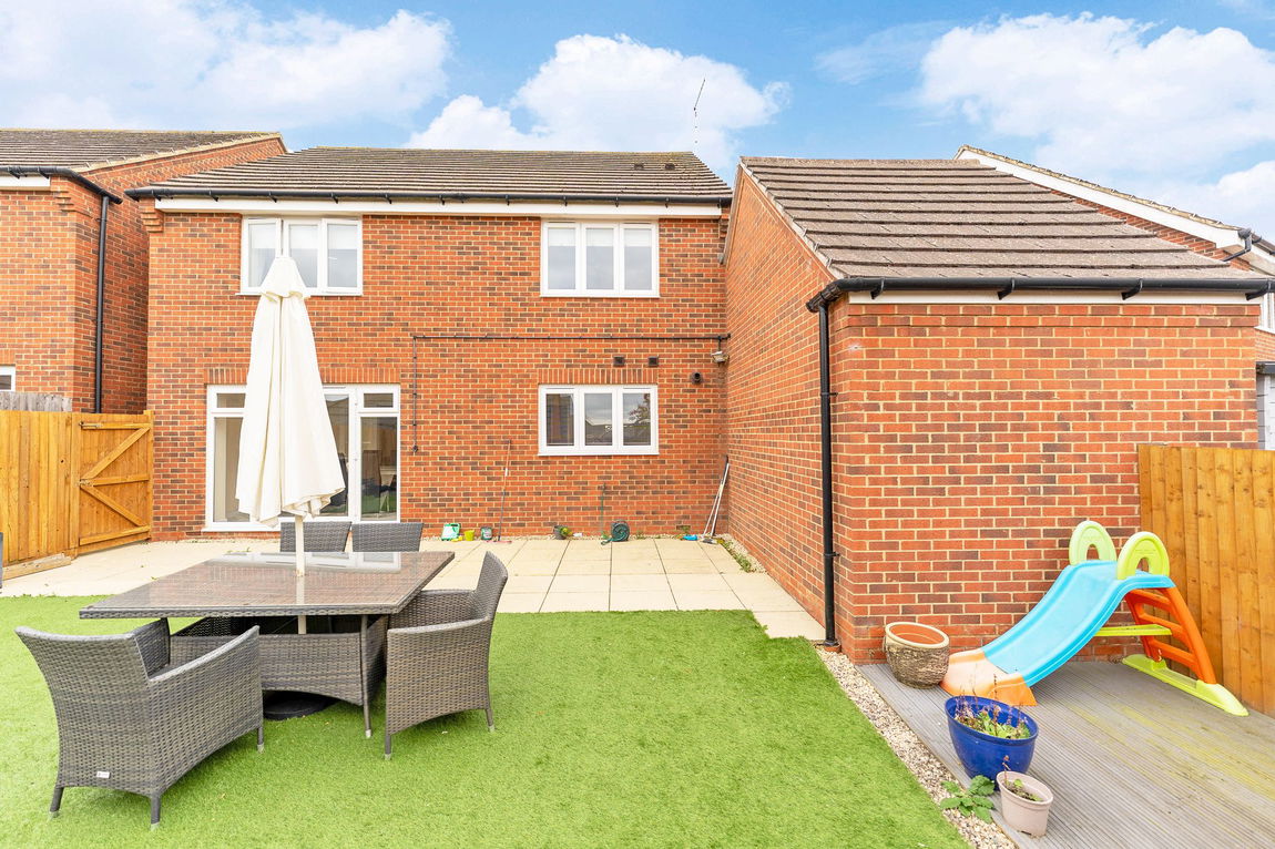 Bakers Lane, Long Buckby, Northampton, NN6 7WA