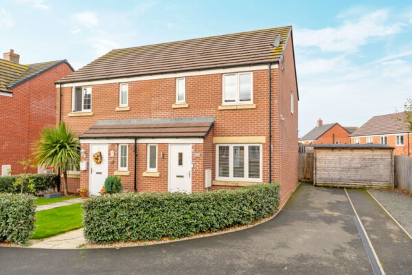 Egan Close, Weldon, Corby, Northamptonshire, NN17 3NB