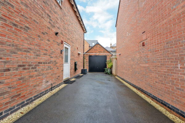 Blackhorse Drive, Market Harborough, Leicestershire, LE16