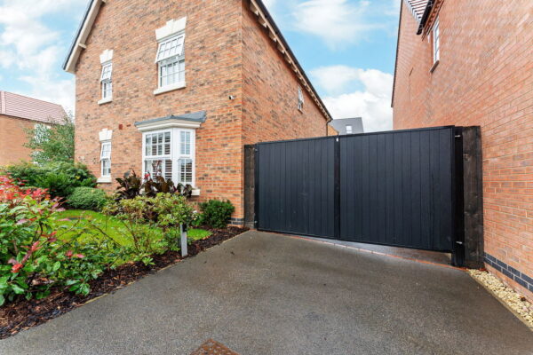 Blackhorse Drive, Market Harborough, Leicestershire, LE16