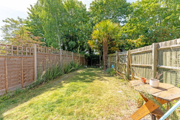 Lodge Close, Little Houghton, Northampton, NN7 1AF