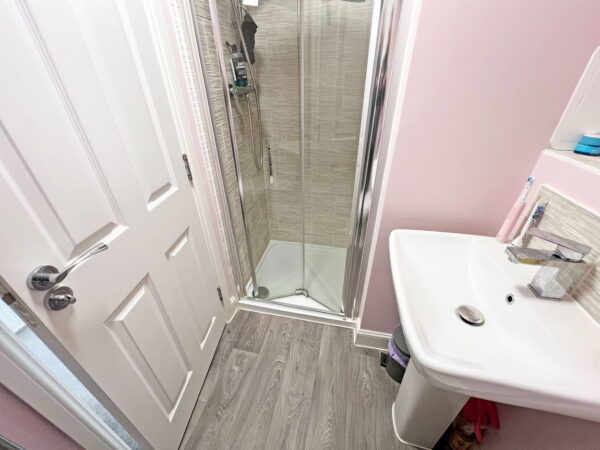 Davies Close, Coalville, LE67 2LG