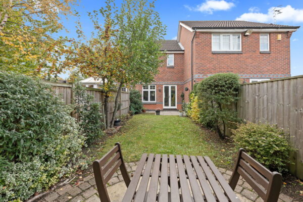 Swallow Close, Nottingham, Nottinghamshire, NG6 0NF
