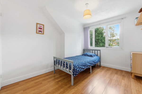 Mays Avenue, Carlton, Nottingham, Nottinghamshire, NG4 1AS