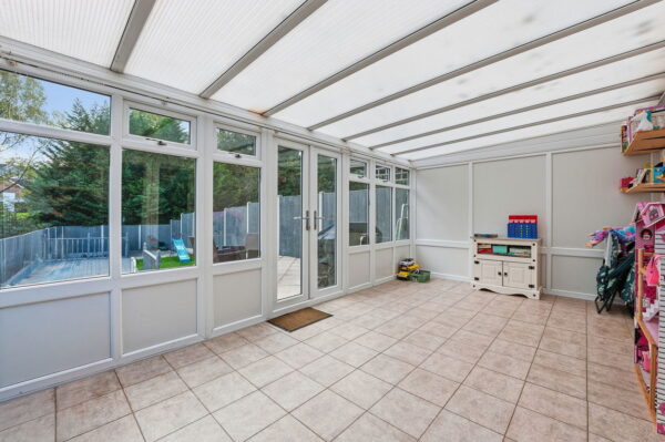 Mays Avenue, Carlton, Nottingham, Nottinghamshire, NG4 1AS