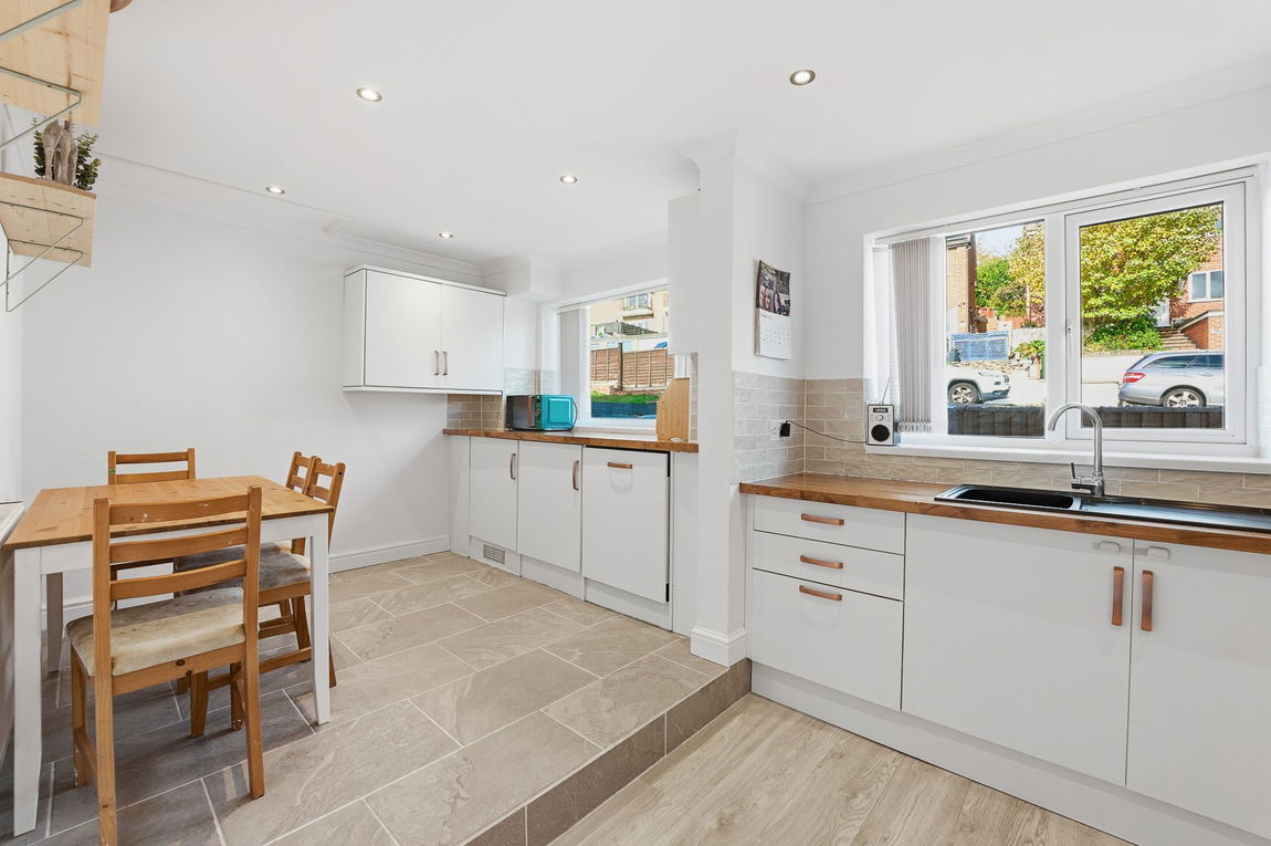 Mays Avenue, Carlton, Nottingham, Nottinghamshire, NG4 1AS