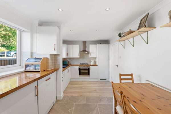 Mays Avenue, Carlton, Nottingham, Nottinghamshire, NG4 1AS